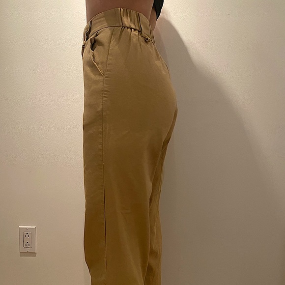 Hiii! I’m selling my I.AM.GIA pants. It’s a size xs, but they are quite wide. - Picture 2 of 4